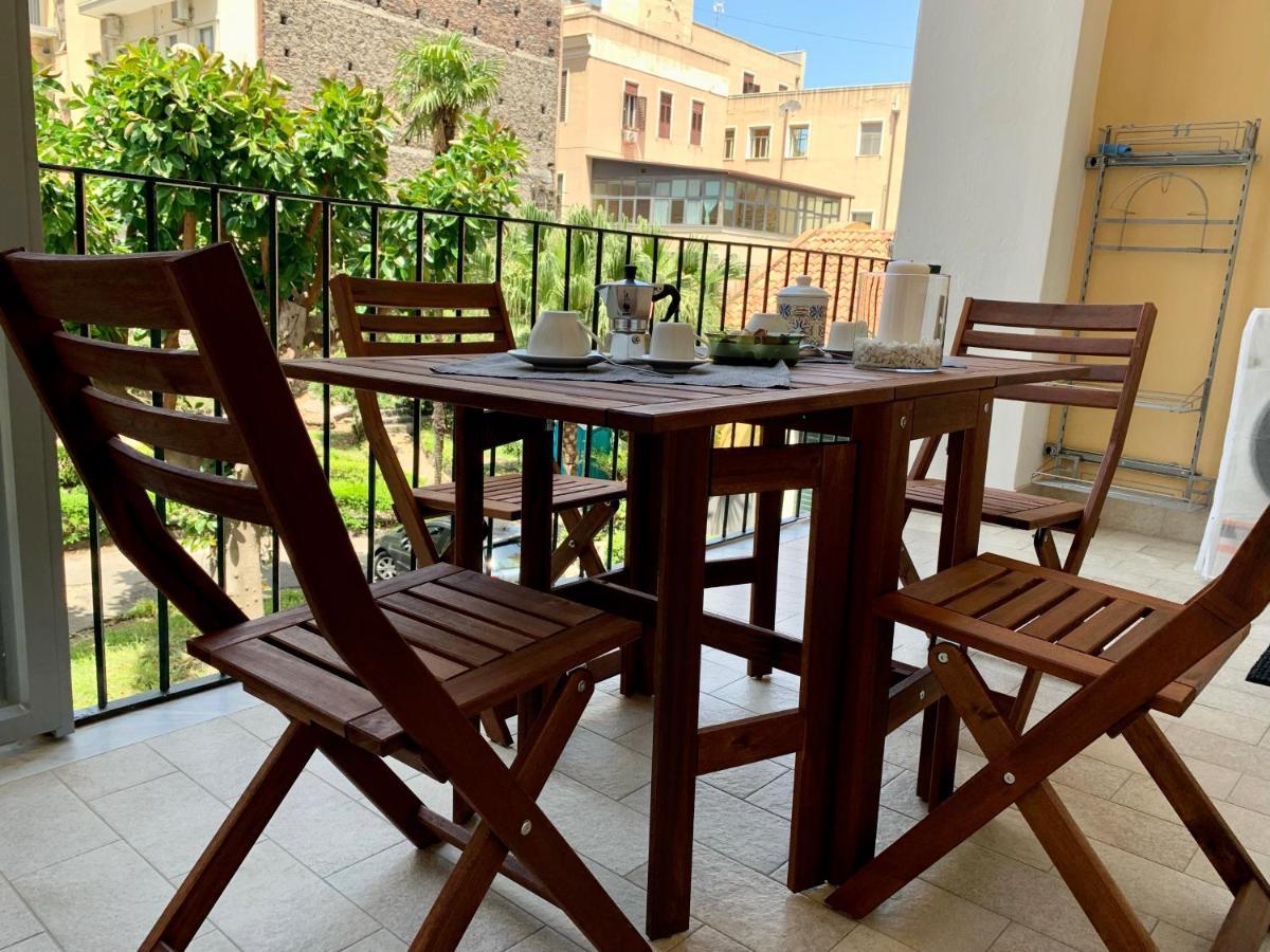 Vittorio Emanuele House Apartment Catania Exterior photo